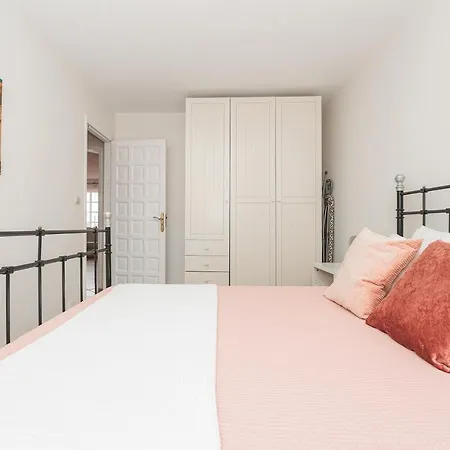 'bloom' Peaceful Beachside Bungalow Apartamento *
