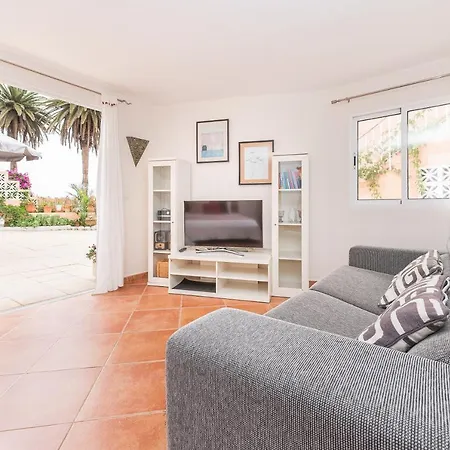 'bloom' Peaceful Beachside Bungalow Apartment Puerto de la Cruz (Tenerife)